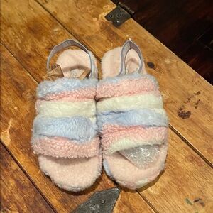Cozy Pastel UGG Slippers (Size 8)